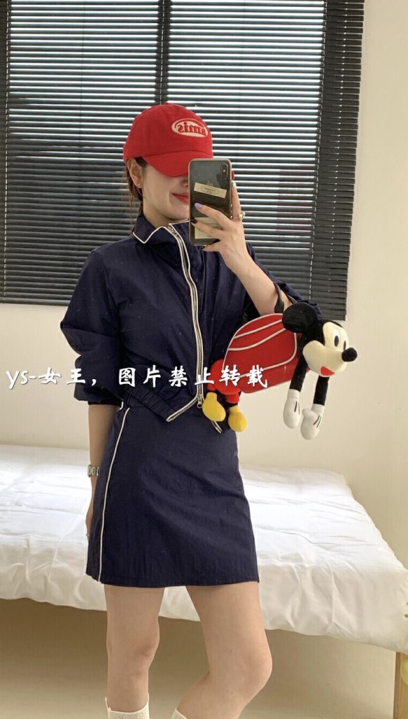 MBH Cartoon Mickey Nylon Bowling Handbag with Chain Cute Small Niche Sporty Style
