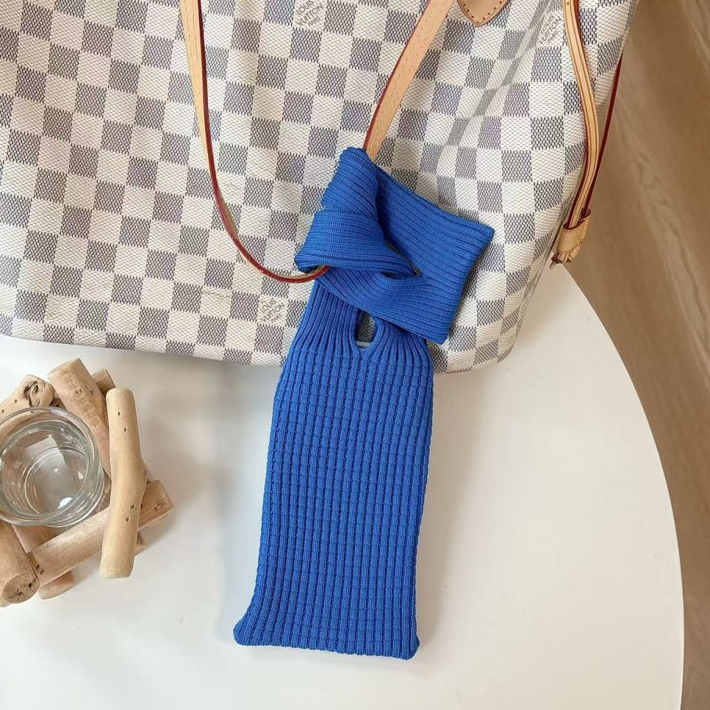 Dopamine Candy Color Knitted Phone Bag Women's Versatile Mini Crossbody Fashion Trendy Accessory Apple Style Phone Pouch